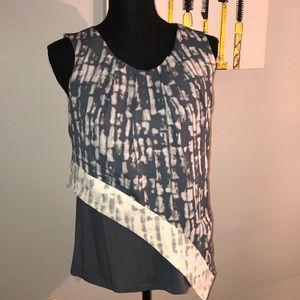 NWT H by Halston Grey top white print block color sleeveless silky cocktail top